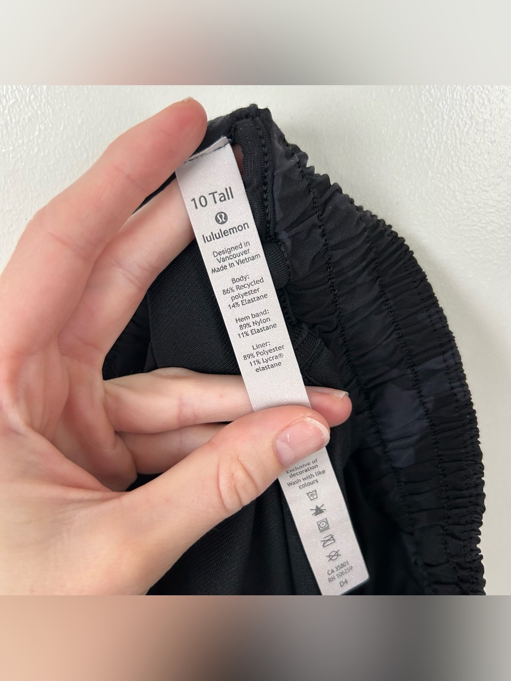 Lululemon Hotty Hot Short II *Long 4" Incognito Camo Multi Grey/Black Size 10 - Picture 8 of 13